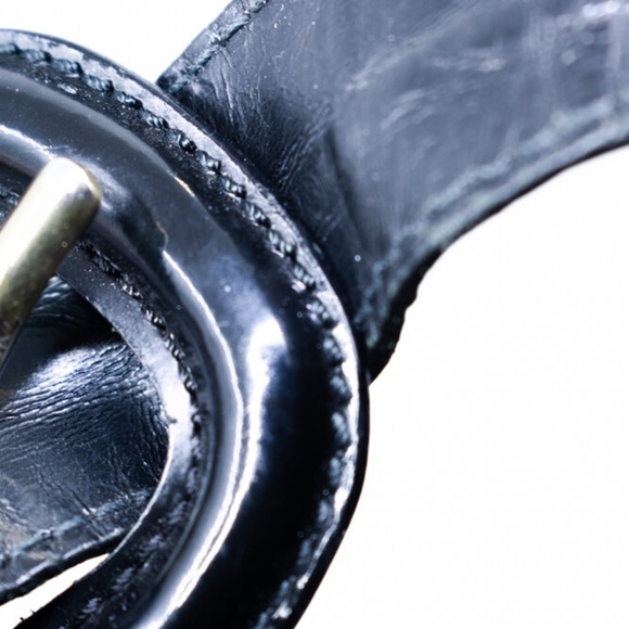 Burberry Diamond Quilted Shoulder Bag - Picture 10 of 11